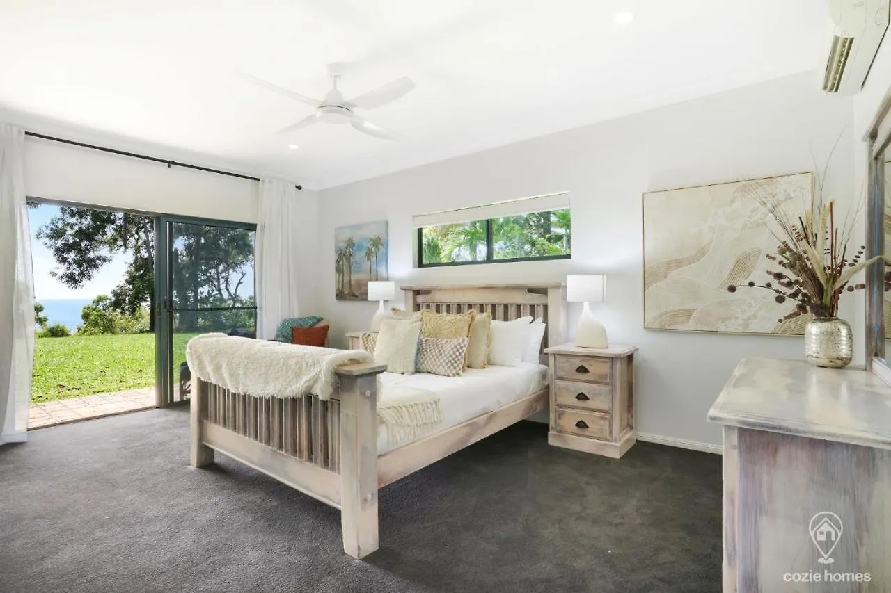 Heavens Gates - Privacy Near Ellis Beach Wangetti